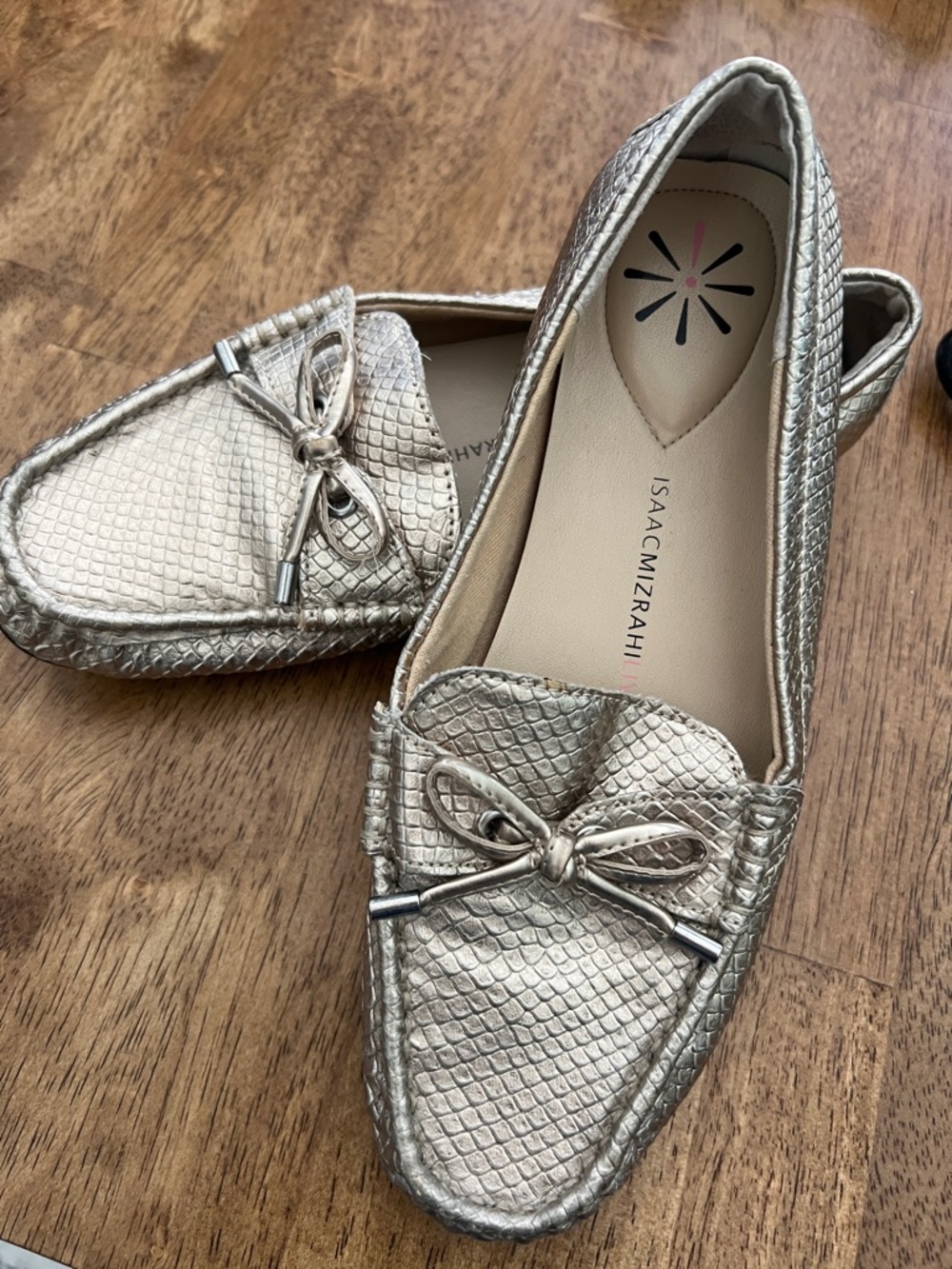 Isaac Mizrahi Live! Gold Metallic Snakeskin Embossed Driving‎ Loafers Size 7M